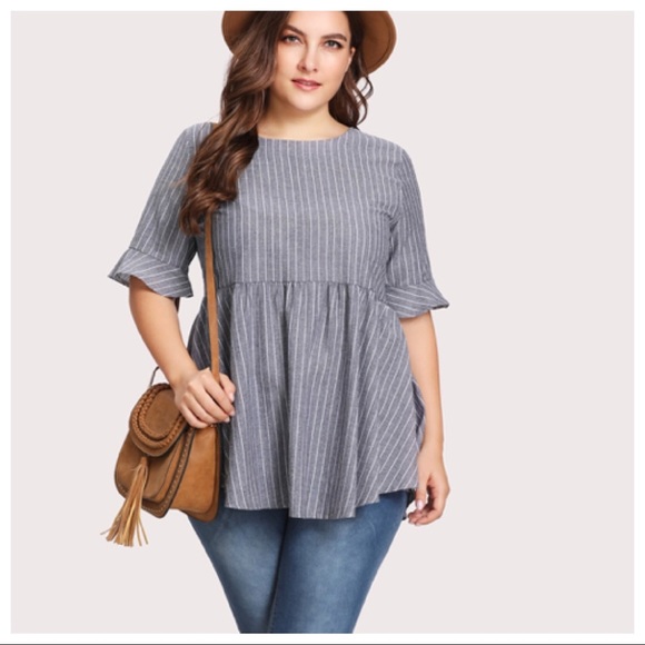 PLUS SIZE PINSTRIPED TOP! - Picture 1 of 5